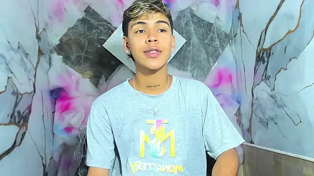 Snapshot of Timmy_Kiing_ chatting on 11.27.25 Timmy Kiing online show from 11.27.25