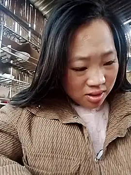 Yumiik2kk online show from 11.20.25