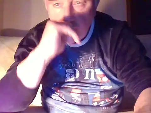 Snapshot of Cumlover5534 chatting on 12.28.24 Cumlover5534 online show from 12.28.24