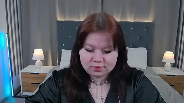 Snapshot of EvaNova_ chatting on 02.07.26 EvaNova online show from 02.07.26