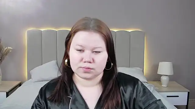 Snapshot of EvaNova_ chatting on 02.28.26 EvaNova online show from 02.28.26