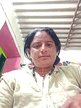 Quin love143 online show from 12.21.25