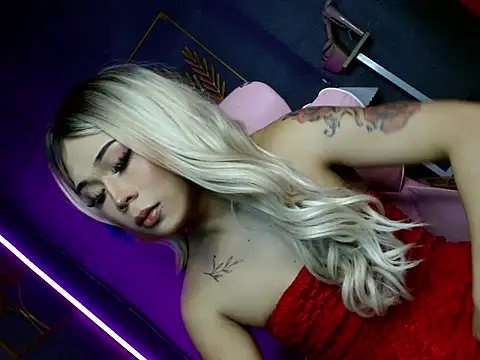 slutty lauraxxx online show from 02.15.26