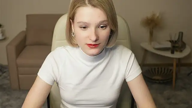 EvitaMull online show from 11.10.25