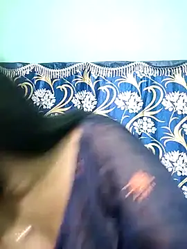 Honeya96 online show from 11.15.25