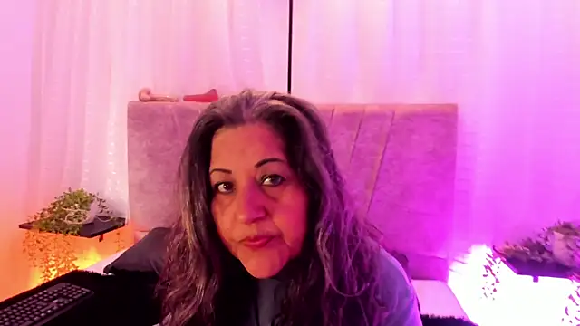 Victoriaa Anderson online show from 05.28.26