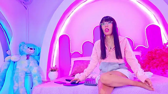 BunnySexyy18 online show from 05.20.26