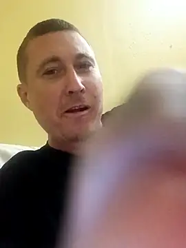 Snapshot of RoughIntentions4U chatting on 11.10.25 RoughIntentions4U online show from 11.10.25