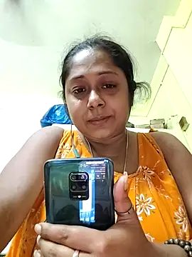 Snapshot of hotjuhi8 chatting on 11.08.25 hotjuhi8 online show from 11.08.25