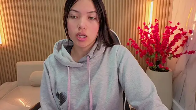 Snapshot of venus_velvet_tp chatting on 02.04.26 venus velvet tp online show from 02.04.26