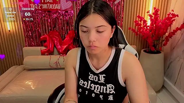 Snapshot of venus_velvet_tp chatting on 02.14.26 venus velvet tp online show from 02.14.26