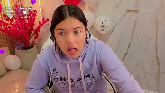 Snapshot of venus_velvet_tp chatting on 02.17.26 venus velvet tp online show from 02.17.26