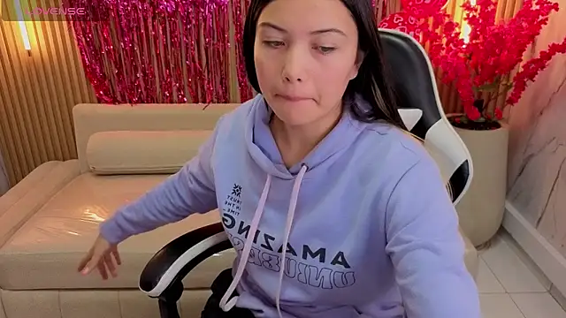 Snapshot of venus_velvet_tp chatting on 02.27.26 venus velvet tp online show from 02.27.26