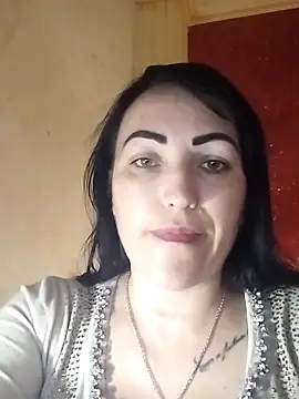 ArianaXFresh online show from 11.24.25