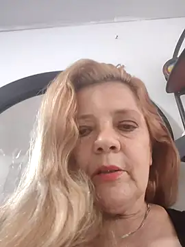 Snapshot of karlaanqui1 chatting on 02.20.26 karlaanqui1 online show from 02.20.26