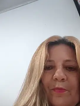 Snapshot of karlaanqui1 chatting on 03.15.26 karlaanqui1 online show from 03.15.26