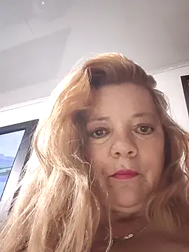 Snapshot of karlaanqui1 chatting on 04.07.26 karlaanqui1 online show from 04.07.26