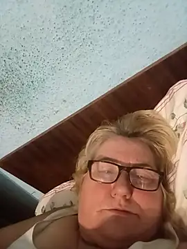 Snapshot of MilaTamila456 chatting on 11.16.25 MilaTamila456 online show from 11.16.25