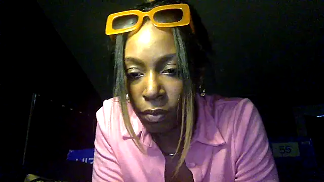 0shunsquirts online show from 12.14.25