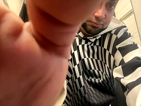 juicythickclit69 online show from 11.16.25