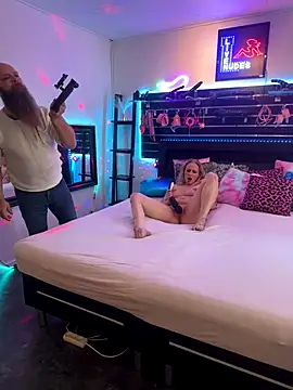 Blondiebitch dk online show from 11.15.25