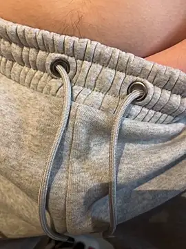 christophecamzzl online show from 11.23.25