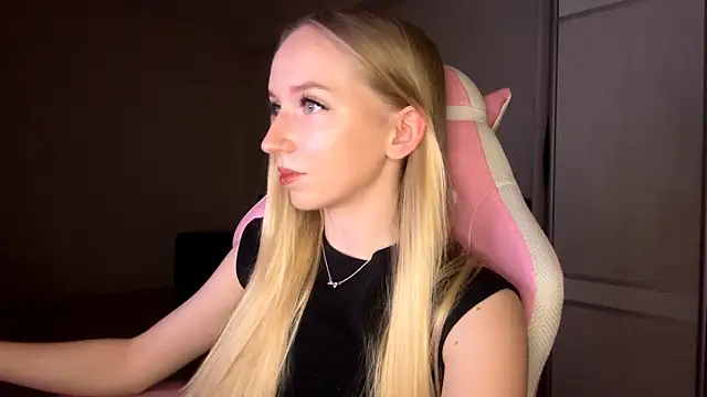 LaceDream online show from 11.24.25