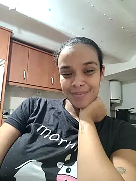 kyliecastell online show from 11.29.25