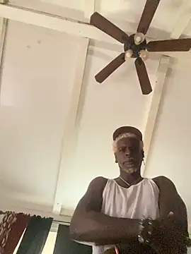 Snapshot of PAHPea chatting on 11.09.25 PAHPea online show from 11.09.25