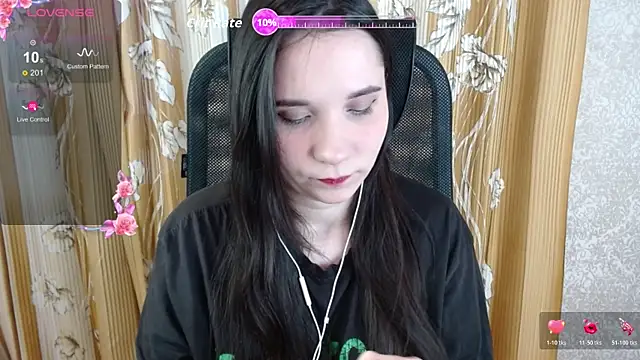 KateForYou online show from 12.05.25