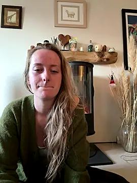 NaughtyAmore online show from 12.05.25