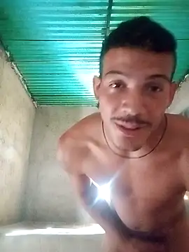 Snapshot of alexardiente1 chatting on 11.09.25 alexardiente1 online show from 11.09.25