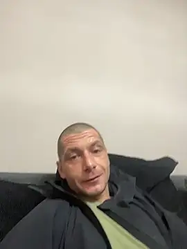 Snapshot of Kinkycouple142 chatting on 02.19.26 Kinkycouple142 online show from 02.19.26