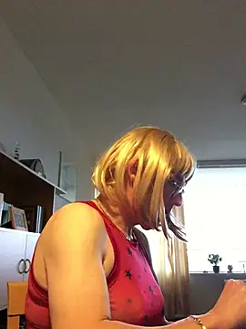 simone xdressing online show from 12.18.24