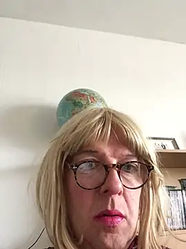 simone xdressing online show from 02.12.25