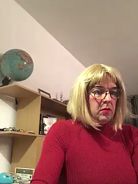 simone xdressing online show from 10.26.25