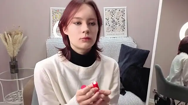 Annie Way online show from 11.12.25