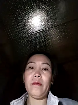 Feeling-hot online show from 11.15.25