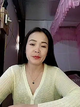 Feeling-hot online show from 03.10.26