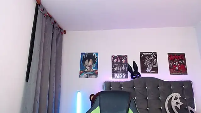 lunabritton1 online show from 02.11.26