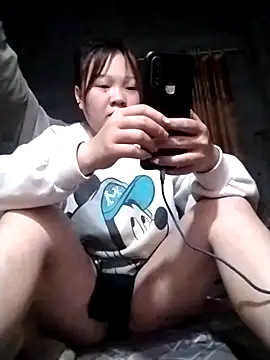 Snapshot of m-mbae chatting on 02.01.26 m-mbae online show from 02.01.26