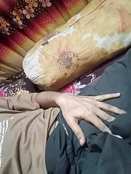 Snapshot of Ajmirlive chatting on 11.14.25 Ajmirlive online show from 11.14.25