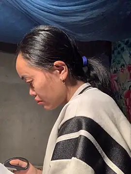 phuong cute online show from 11.11.25