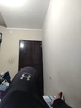 Snapshot of Junior_121989 chatting on 11.12.25 Junior 121989 online show from 11.12.25