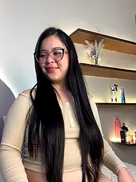 Snapshot of anna_lov22 chatting on 11.12.25 anna lov22 online show from 11.12.25