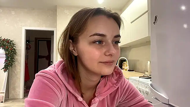 GeralynChiszar online show from 12.18.25