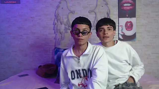 axel milo kairo and noa online show from 12.15.25