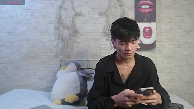 axel milo kairo and noa online show from 01.16.26