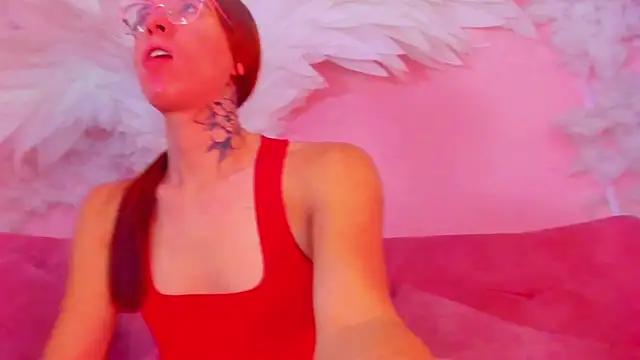 Snapshot of ivy_ary chatting on 12.17.25 ivy ary online show from 12.17.25