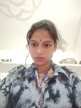 Mohnicute online show from 05.01.26